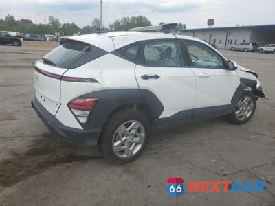 Trzecie zdjęcie samochodu z tyłu: 2025 HYUNDAI KONA SE VIN:KM8HACAB9SU219421 - miniatura
