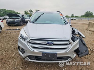 Piąte zdjęcie samochodu w środku: 2018 FORD ESCAPE SE VIN:1FMCU0GD2JUD16242 - miniatura