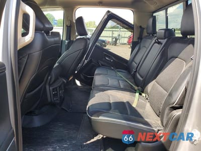 Zdjęcie 10 z 12 samochodu: 2019 RAM 1500 LARAMIE VIN:1C6SRFJT7KN536029 - miniatura