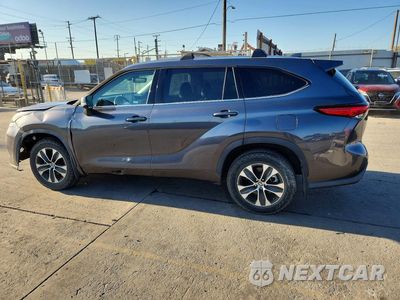 Drugie zdjęcie samochodu z przodu: 2020 TOYOTA HIGHLANDER XLE VIN:5TDHZRBH1LS030318 - miniatura