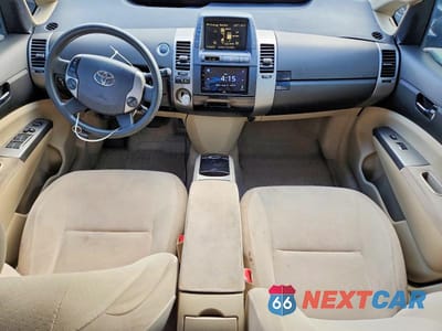 Zdjęcie 8 z 12 samochodu: 2005 TOYOTA PRIUS BASE VIN:JTDKB20U153036383 - miniatura