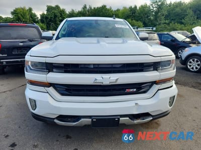 Piąte zdjęcie samochodu w środku: 2016 CHEVROLET SILVERADO K1500 LT VIN:1GCVKREC4GZ191581 - miniatura