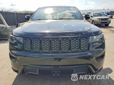 Piąte zdjęcie samochodu w środku: 2021 JEEP GRAND CHEROKEE LAREDO VIN:1C4RJFAGXMC587783 - miniatura