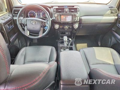 Zdjęcie 8 z 14 samochodu: 2018 TOYOTA 4RUNNER TRD PRO VIN:JTEBU5JR7J5597350 - miniatura