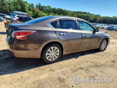 Trzecie zdjęcie samochodu z tyłu: 2014 NISSAN ALTIMA 2.5 S VIN:1N4AL3AP5EC171864 - miniatura
