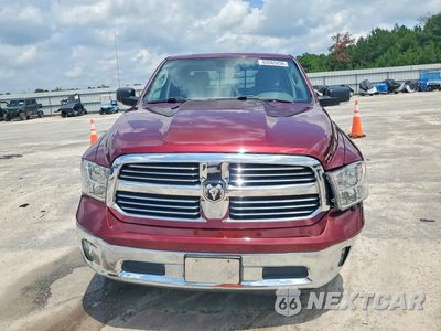 Piąte zdjęcie samochodu w środku: 2018 RAM 1500 SLT VIN:1C6RR7LG2JS110706 - miniatura