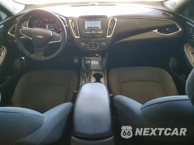 Zdjęcie 8 z 12 samochodu: 2017 CHEVROLET MALIBU LS VIN:1G1ZB5ST0HF155462 - miniatura