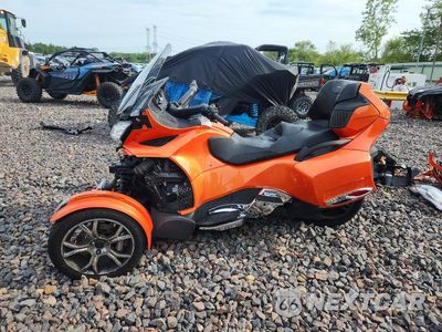 Trzecie zdjęcie samochodu z tyłu: 2019 CAN-AM SPYDER ROADSTER RT VIN:2BXNBDD21KV000723 - miniatura
