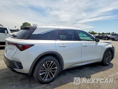 Trzecie zdjęcie samochodu z tyłu: 2024 ACURA ZDX A-SPEC VIN:4W5KHMRK1RZ518658 - miniatura