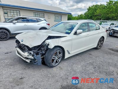 2022 BMW 530 XI WBA13BJ09NWX57079 - główne zdjęcie licytacji z USA - miniatura