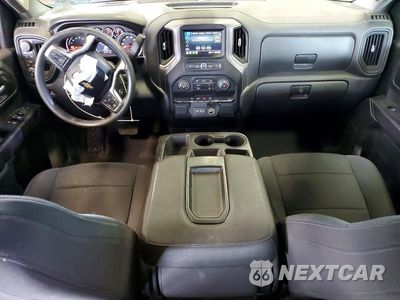 Zdjęcie 8 z 12 samochodu: 2022 CHEVROLET SILVERADO LTD K1500 CUSTOM VIN:3GCPYBEK0NG152683 - miniatura