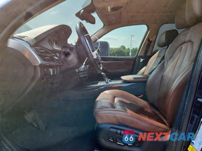 Zdjęcie 7 z 13 samochodu: 2015 BMW X5 XDRIVE35I VIN:5UXKR0C50F0K55518 - miniatura