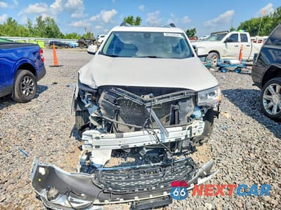 Piąte zdjęcie samochodu w środku: 2019 GMC ACADIA DENALI VIN:1GKKNXLS3KZ134262 - miniatura