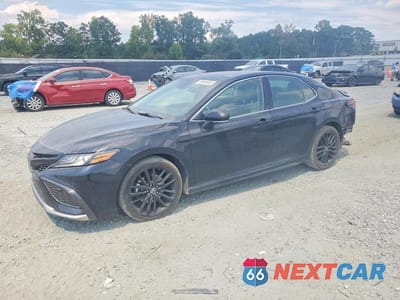 2021 TOYOTA CAMRY XSE 4T1K61AK5MU572284 - główne zdjęcie licytacji z USA - miniatura