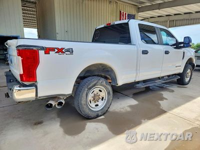 Trzecie zdjęcie samochodu z tyłu: 2017 FORD F250 SUPER DUTY VIN:1FT7W2BT1HEC96418 - miniatura
