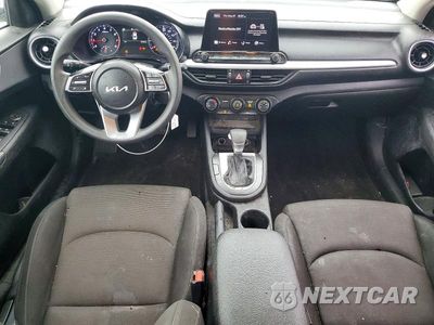 Zdjęcie 8 z 12 samochodu: 2023 KIA FORTE LXS VIN:3KPF24AD2PE673869 - miniatura
