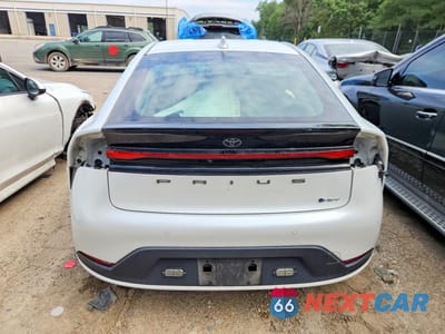 Zdjęcie 6 z 13 samochodu: 2023 TOYOTA PRIUS LE VIN:JTDADABU2P3002338 - miniatura