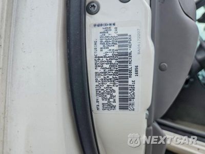 Zdjęcie 12 z 12 samochodu: 2000 TOYOTA AVALON XLS VIN:4T1BF28B4YU103818 - miniatura