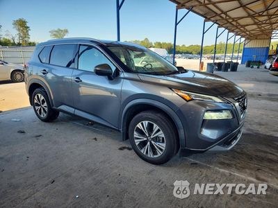 Czwarte zdjęcie samochodu z boku: 2021 NISSAN ROGUE SV VIN:5N1AT3BA7MC673404 - miniatura