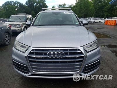 Piąte zdjęcie samochodu w środku: 2019 AUDI Q5 PREMIUM PLUS VIN:WA1BNAFY6K2076630 - miniatura