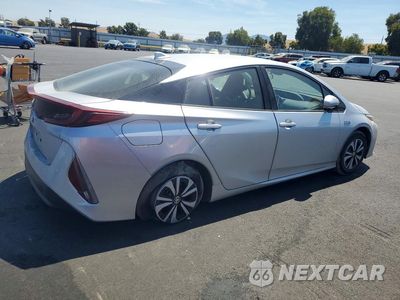 Trzecie zdjęcie samochodu z tyłu: 2017 TOYOTA PRIUS PRIME PREMIUM VIN:JTDKARFP3H3029727 - miniatura