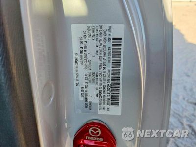 Zdjęcie 12 z 12 samochodu: 2018 MAZDA MX-5 MIATA CLUB VIN:JM1NDAL74J0204326 - miniatura