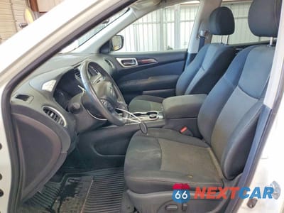Zdjęcie 7 z 13 samochodu: 2017 NISSAN PATHFINDER SV VIN:5N1DR2MM8HC621654 - miniatura