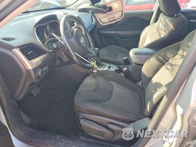 Zdjęcie 7 z 13 samochodu: 2015 JEEP CHEROKEE LATITUDE VIN:1C4PJMCS8FW626546 - miniatura