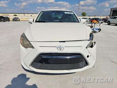 Piąte zdjęcie samochodu w środku: 2018 TOYOTA YARIS IA BASE VIN:3MYDLBYV8JY317411 - miniatura