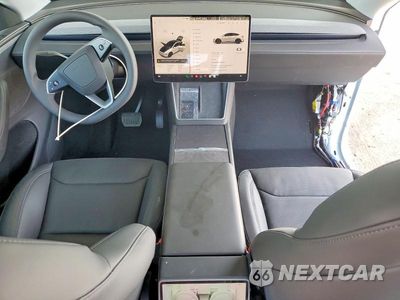 Zdjęcie 8 z 13 samochodu: 2026 TESLA MODEL Y VIN:7SAYGDEE3TF352198 - miniatura