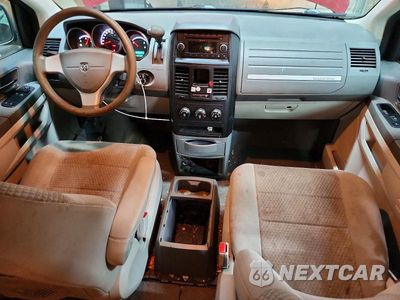 Zdjęcie 8 z 13 samochodu: 2010 DODGE GRAND CARAVAN SE VIN:2D4RN4DE2AR156962 - miniatura