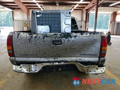 Zdjęcie 6 z 12 samochodu: 2001 CHEVROLET SILVERADO C1500 VIN:2GCEC19V311374481 - miniatura
