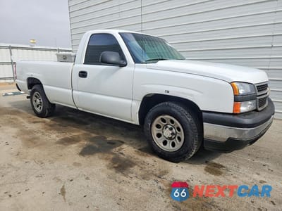 Czwarte zdjęcie samochodu z boku: 2006 CHEVROLET SILVERADO C1500 VIN:1GCEC14V16Z295008 - miniatura