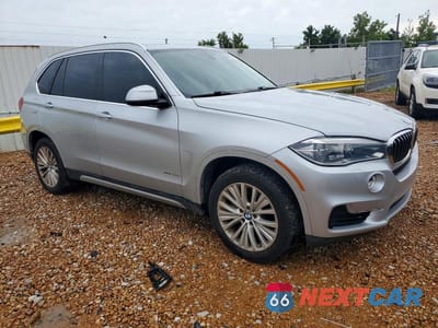 Czwarte zdjęcie samochodu z boku: 2016 BMW X5 XDR40E VIN:5UXKT0C55G0S78375 - miniatura