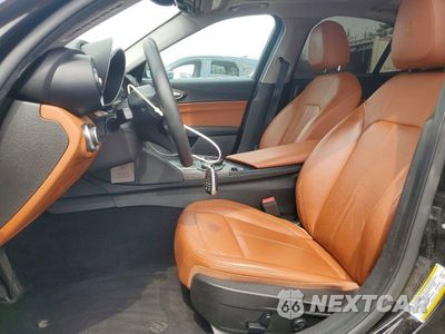Zdjęcie 7 z 12 samochodu: 2019 ALFA ROMEO GIULIA TI VIN:ZARFANBN7K7612936 - miniatura