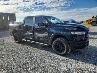 Czwarte zdjęcie samochodu z boku: 2026 RAM 1500 REBEL VIN:1C6SRFLP8TN240633 - miniatura