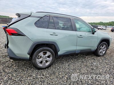 Trzecie zdjęcie samochodu z tyłu: 2022 TOYOTA RAV4 XLE VIN:2T3W1RFV6NW209759 - miniatura