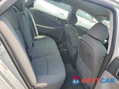 Zdjęcie 10 z 12 samochodu: 2014 HYUNDAI SONATA HYBRID VIN:KMHEC4A49EA114288 - miniatura