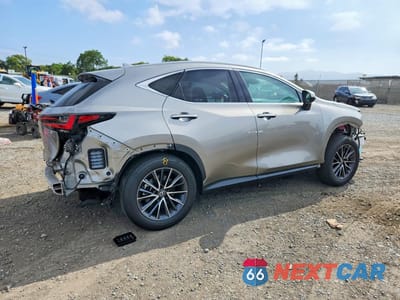 Trzecie zdjęcie samochodu z tyłu: 2023 LEXUS NX 250 VIN:2T2ADCAZ8PC003005 - miniatura