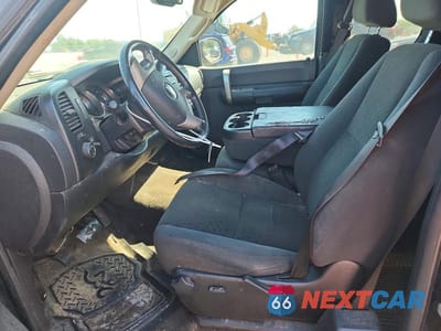 Zdjęcie 7 z 12 samochodu: 2008 CHEVROLET SILVERADO K1500 VIN:1GCEK19028Z263221 - miniatura