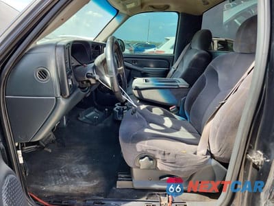 Zdjęcie 7 z 12 samochodu: 2001 GMC NEW SIERRA C1500 VIN:1GTEC14W41Z215704 - miniatura