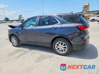 Drugie zdjęcie samochodu z przodu: 2022 CHEVROLET EQUINOX LT VIN:2GNAXUEVXN6145564 - miniatura