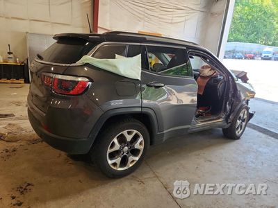 Trzecie zdjęcie samochodu z tyłu: 2018 JEEP COMPASS LIMITED VIN:3C4NJDCB0JT437346 - miniatura