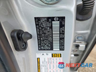 Zdjęcie 13 z 13 samochodu: 2016 TOYOTA PRIUS TWO VIN:JTDKBRFU8G3002654 - miniatura