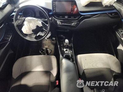 Zdjęcie 8 z 13 samochodu: 2019 TOYOTA C-HR XLE VIN:NMTKHMBX7KR082195 - miniatura