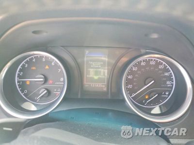 Zdjęcie 9 z 12 samochodu: 2018 TOYOTA CAMRY L VIN:4T1B11HK2JU084653 - miniatura