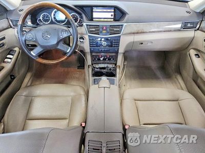 Zdjęcie 8 z 12 samochodu: 2011 MERCEDES-BENZ E 350 VIN:WDDHF5GB4BA417694 - miniatura