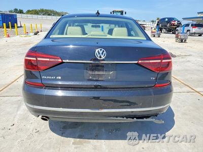 Zdjęcie 6 z 12 samochodu: 2017 VOLKSWAGEN PASSAT SE VIN:1VWBT7A31HC057610 - miniatura