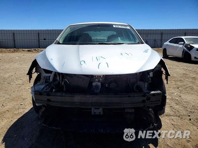 Piąte zdjęcie samochodu w środku: 2019 NISSAN SENTRA SV VIN:3N1AB7AP4KY332036 - miniatura