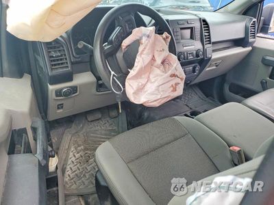 Zdjęcie 8 z 12 samochodu: 2018 FORD F150 VIN:1FTMF1CB9JKF64058 - miniatura
